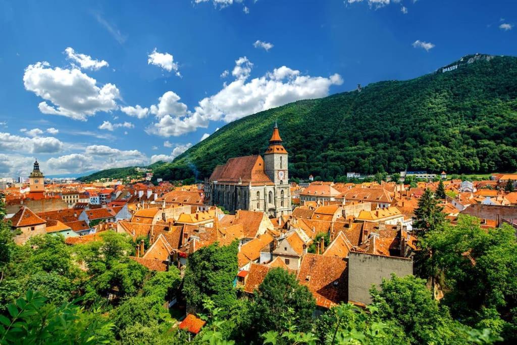 Center - Old Town